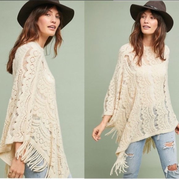 Anthropologie Sweaters - Anthropologie Sleeping on Snow Fringe White Poncho